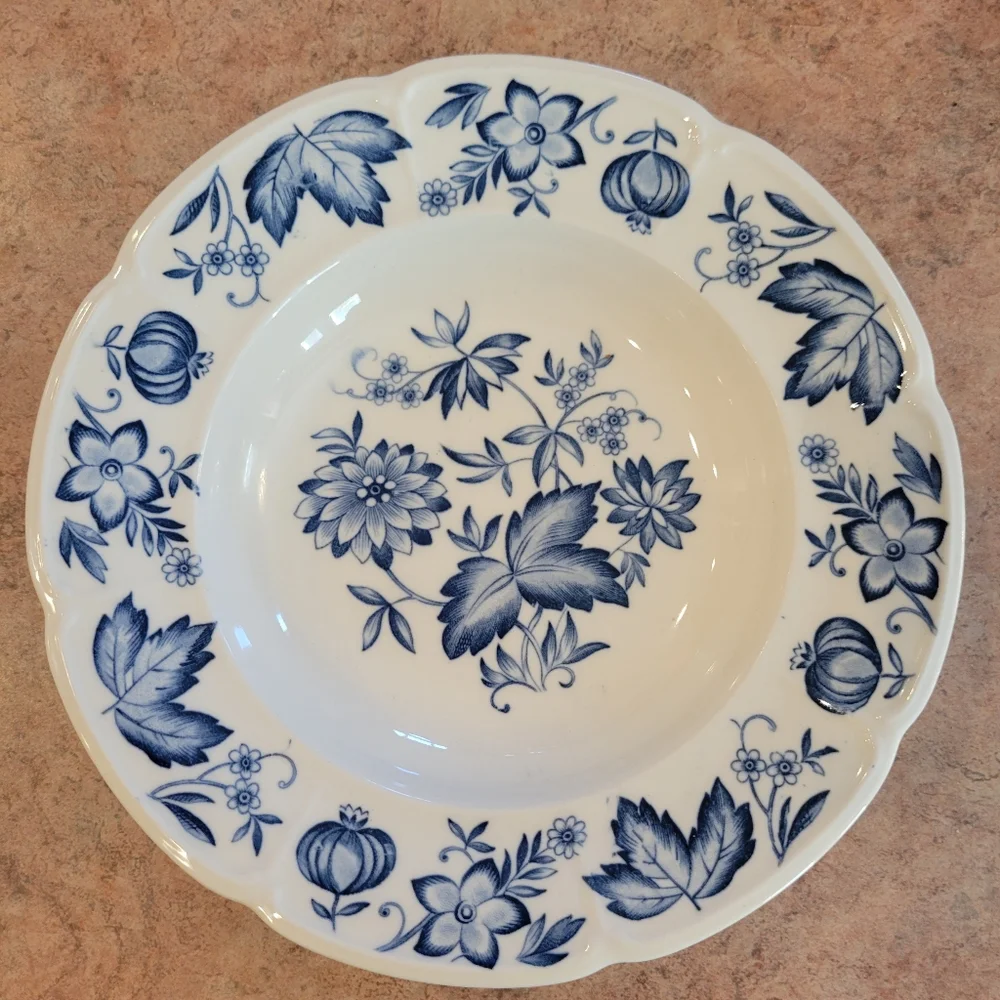 Vintage Johnson Brothers England Windsor Ware Blue Floral Bowl ~ Pretty! ~ VGUC